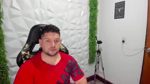 Snapshot of angelcute3 chatting on 01.27.25 angel online show from 01.27.25