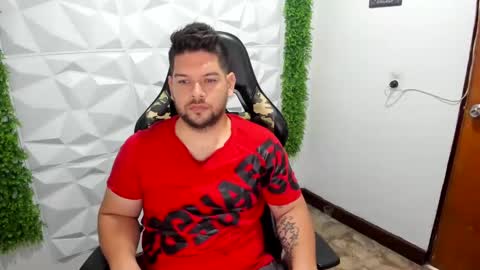 Snapshot of angelcute3 chatting on 02.03.25 angel online show from 02.03.25