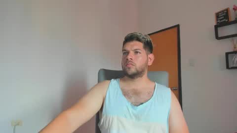 Snapshot of angelcute3 chatting on 09.18.25 angel online show from 09.18.25