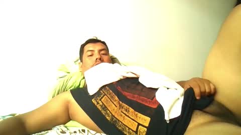 Snapshot of angeldavid90 chatting on 02.15.26 angeldavid90 online show from 02.15.26