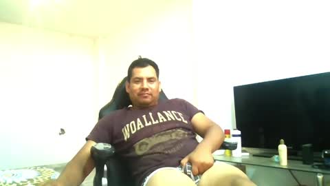 Snapshot of angeldavid90 chatting on 04.06.26 angeldavid90 online show from 04.06.26