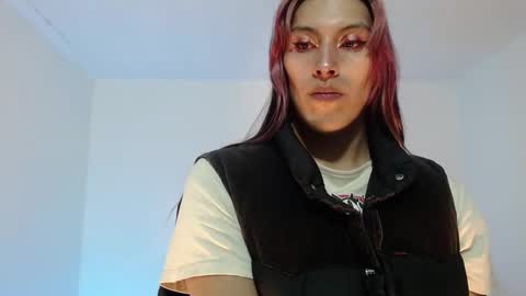 angele online show from 10.19.25