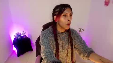 Snapshot of angele_johnson chatting on 06.14.26 angele online show from 06.14.26