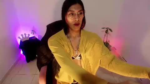 Snapshot of angele_johnson chatting on 07.20.26 angele online show from 07.20.26