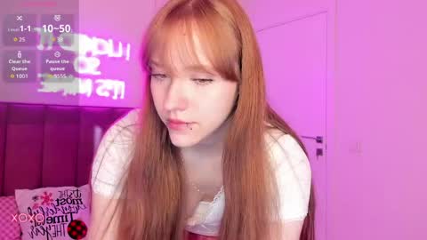 Snapshot of angelfleur chatting on 05.12.26 Angela online show from 05.12.26