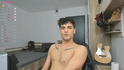 Frankie  online show from 01.06.25