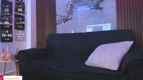 Angel online show from 11.21.25