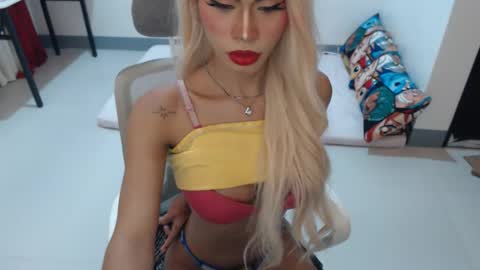 DIVINE ANGEL online show from 01.31.26