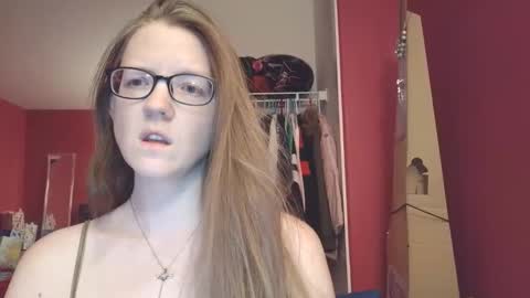 Snapshot of angelicangel3 chatting on 05.17.26 AngelicAngel online show from 05.17.26