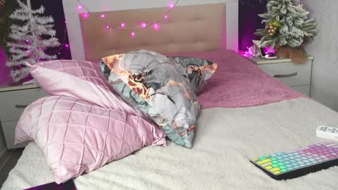 Angelika Rouge online show from 01.23.25