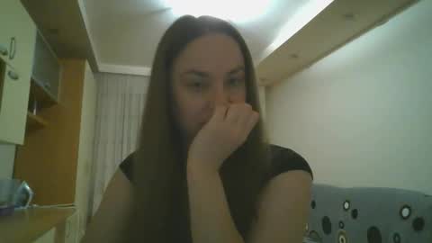 Angelina 26 online show from 10.17.25