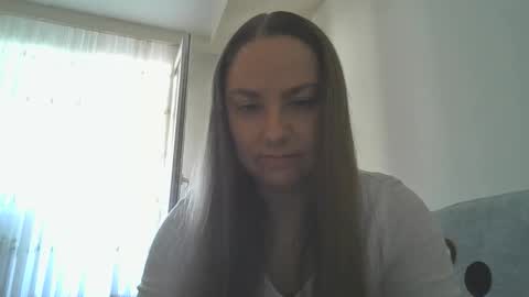 Angelina 26 online show from 10.25.25