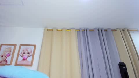 Snapshot of angelina_castro12 chatting on 01.29.25 Angelina online show from 01.29.25
