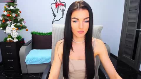 Angelina online show from 12.28.24