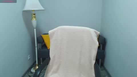 Angelina online show from 02.03.25