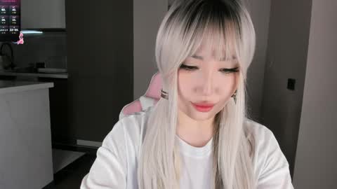 Snapshot of angelina_key chatting on 05.28.26 angel online show from 05.28.26