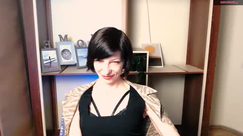 Angelina online show from 11.04.25