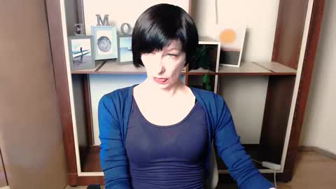 Angelina online show from 12.16.25