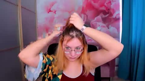 AngelinaLow online show from 02.10.26