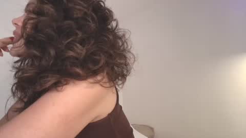 Snapshot of angelinarosss_ chatting on 07.01.26 online show from 07.01.26