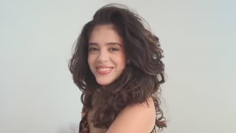 Snapshot of angelinarosss_ chatting on 07.16.26 online show from 07.16.26