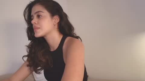 Snapshot of angelinarosss_ chatting on 07.17.26 online show from 07.17.26