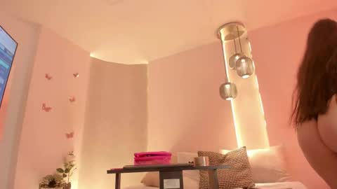 Angeline  online show from 11.26.25