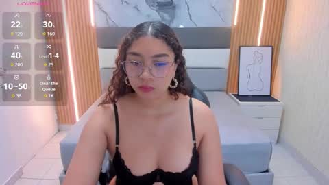 Snapshot of angelinemore chatting on 02.03.26 ANGELINE online show from 02.03.26