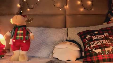 angelinepossy online show from 12.19.25