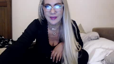 Snapshot of angelinna_12 chatting on 07.13.26 angelinna_12 online show from 07.13.26