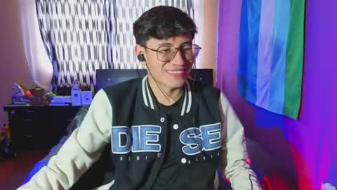 Snapshot of angelito18_twink chatting on 06.22.26 Angel online show from 06.22.26