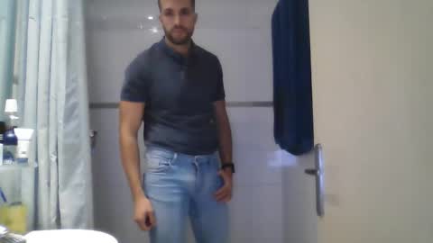 Snapshot of angell102890 chatting on 11.05.25 angell102890 online show from 11.05.25