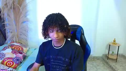 Snapshot of angell18_ chatting on 05.25.26 Angel online show from 05.25.26