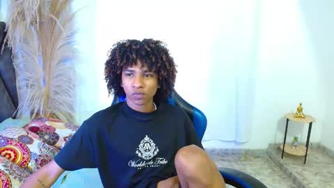 Snapshot of angell18_ chatting on 05.26.26 Angel online show from 05.26.26