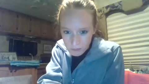 angellove8606 online show from 12.17.25