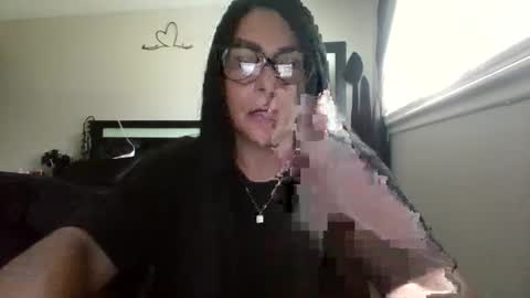 Angel Marie online show from 09.22.25