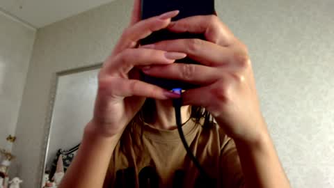 Snapshot of angelmarryy chatting on 12.16.24 Natalia online show from 12.16.24