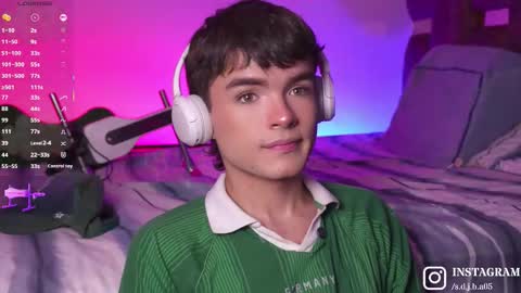 Angelo I work from home this is my room  online show from 10.27.25