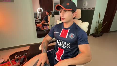 Snapshot of angeloferro1 chatting on 01.30.25 Angelo Ferro online show from 01.30.25