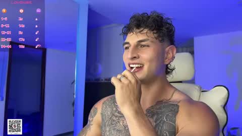 Snapshot of angeloferro1 chatting on 02.21.25 Angelo Ferro online show from 02.21.25