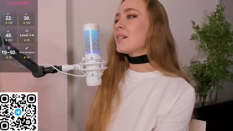 Snapshot of angelpaull chatting on 03.05.25 Angel online show from 03.05.25