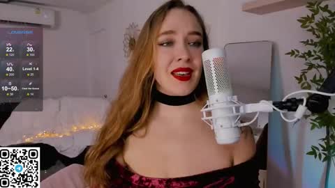 Snapshot of angelpaull chatting on 09.18.25 Angel online show from 09.18.25