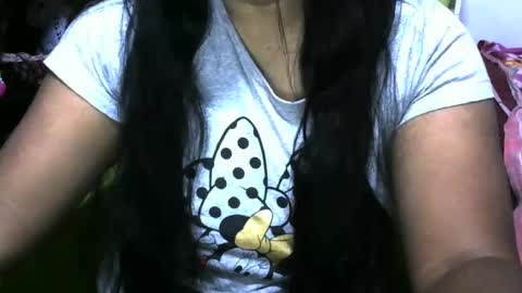 Snapshot of angelpriya555 chatting on 12.19.24 angelpriya555 online show from 12.19.24