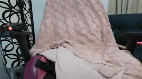 Snapshot of angels_chat chatting on 05.28.26 ivanna online show from 05.28.26