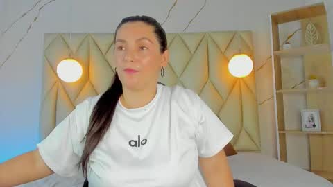 ANGIE online show from 11.11.25