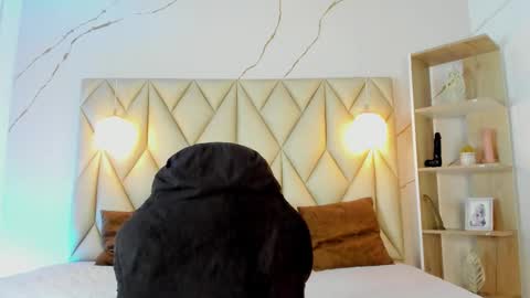 ANGIE online show from 01.09.26