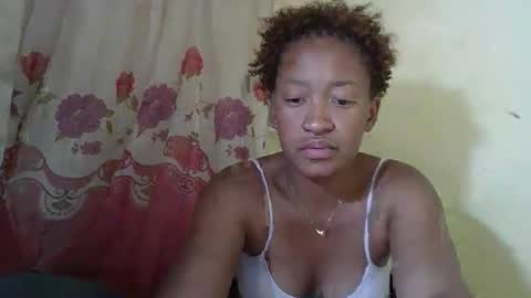Snapshot of angevannessa chatting on 09.15.25 ange online show from 09.15.25