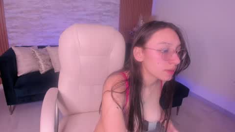 Snapshot of angie_smith_x chatting on 05.29.26 angie_smith_x online show from 05.29.26