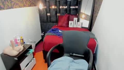 Anhell online show from 10.08.25