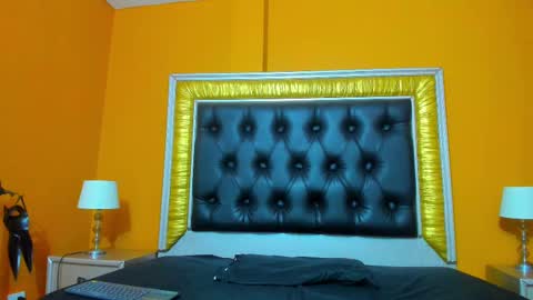 Snapshot of anievans_ chatting on 09.21.25 Ani Time schedule 0600 - 1400 GMT -5 online show from 09.21.25